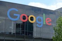 logo Google pada bagian depan kantor Google di kawasan Mountain View, California, Amerika Serikat (tekno.kompas.com)

