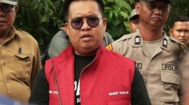 Potret Rendi Solihin saat memberi sambutan di gelaran bukber akbar. (Kontributor KMM)