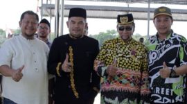 Ketua DPRD Kaltim Hasanuddin Mas’ud (baju hitam). [Ist]