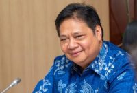 Airlangga Hartarto mengajak PDIP dan Partai Demokrat bergabung KIB (cnnindonesia.com)