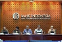 Perry Warjiyo selaku Gubernur Bank Indonesia memberikan keterangan pada jumpa pers hasil Rapat Dewan Gubernur di Jakarta, Selasa (25/7/2023). (Dok. Head Topics)