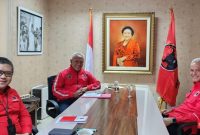 Ganjar Pranowo dijatuhi sanksi PDIP atas pernyataanya siap menjadi capres 2024 (cnnindonesia.com