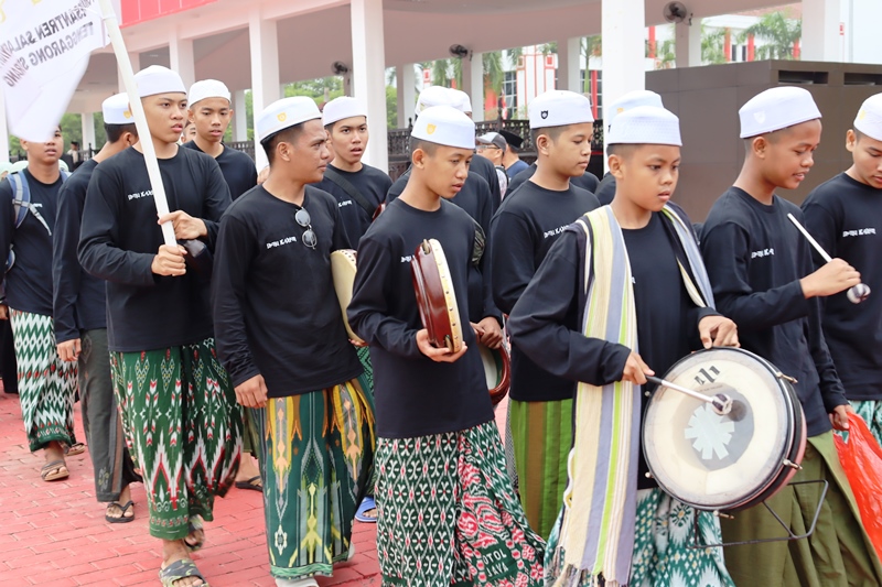 Kementrian Agama Kukar Rayakan Hari Santri dengan Jalan Sehat dan Aksi Peduli Lingkungan (ist)