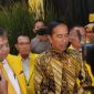 Jokowi & Airlangga (news.detik.com)