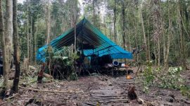 Penggrebekan markas KKB dilakukan oleh personel gabungan di Kota Yahukimo setelah terjadi penembakan Pos Brimob Polda Papua BKO Polres Yahukimo. (Dok. Polda Papua)