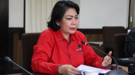 Ketua Pansus Pengutamaan Bahasa Indonesia dan Perlindungan Bahasa dan Sastra Daerah DPRD